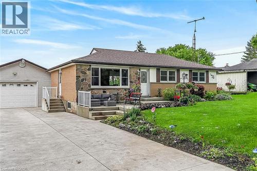 7344 Dickenson Road E, Glanbrook, ON 