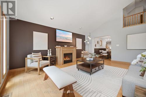 32 Plaxton Drive, Toronto, ON 