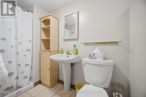 32 Plaxton Drive, Toronto, ON 