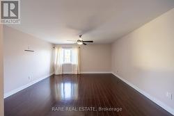 Master Bedroom (Main Floor) - 