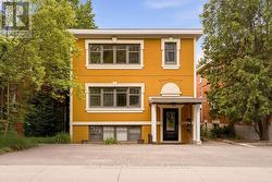 3 - 34 LAVERGNE STREET Ottawa, ON K1L 5G3