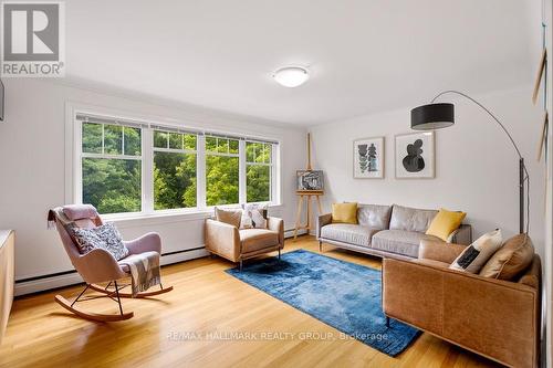 3 - 34 LAVERGNE STREET , Ottawa, Ontario K1L 5G3 4