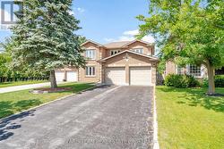 491 FERNDALE DRIVE N Barrie, ON L4N 7X7