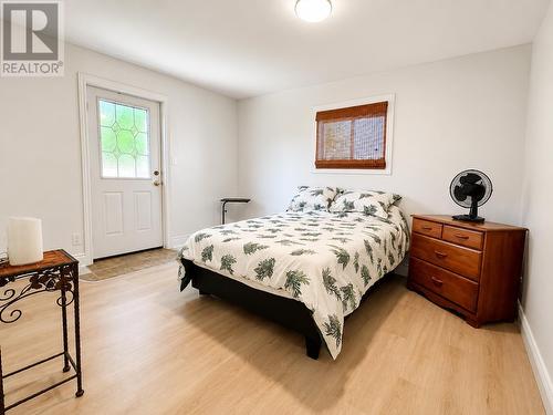 32 Champlain St, Sault Ste. Marie, ON 