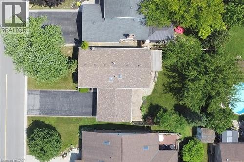 32 Mcmaster Drive, Caledonia, ON 