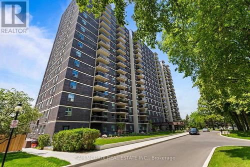 412 - 966 INVERHOUSE DRIVE  Mississauga, ON L5J 4B6