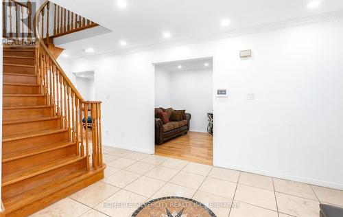 303 Hickory Circle, Oakville, ON 