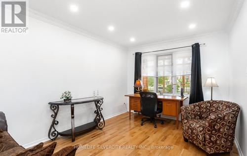 303 Hickory Circle, Oakville, ON 