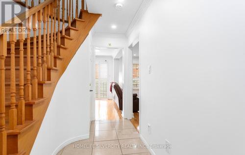 303 Hickory Circle, Oakville, ON 