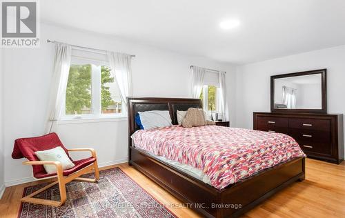 303 Hickory Circle, Oakville, ON 
