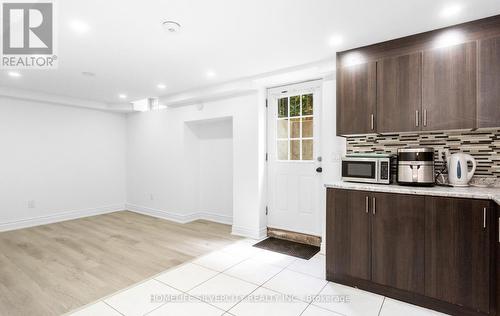 303 Hickory Circle, Oakville, ON 
