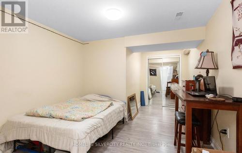 303 Hickory Circle, Oakville, ON 