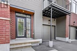 Spacious 1 car garage, inside entry - 