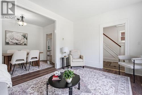 179 Elizabeth Street, Guelph (St. Patrick'S Ward), ON - Indoor Photo Showing Living Room