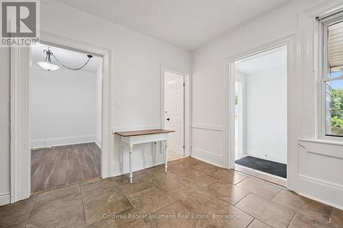 179 Elizabeth Street, Guelph (St. Patrick'S Ward), ON - Indoor Photo Showing Other Room
