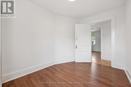 179 Elizabeth Street, Guelph (St. Patrick'S Ward), ON - Indoor Photo Showing Other Room