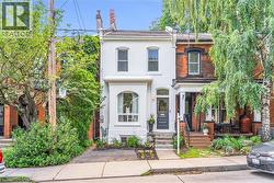 76 PEARL Street N  Hamilton, ON L8R 2Y9