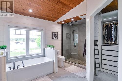 21 Ellery Road, Georgian Bay (Baxter), ON - Indoor Photo Showing Bathroom