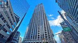 2710 - 761 BAY STREET Toronto, ON M5G 2R2