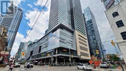 3207 - 80 JOHN STREET Toronto, ON M5V 3X4
