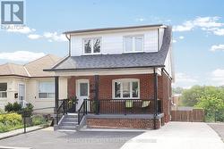 12 PORTER AVENUE Toronto, ON M6N 2G9