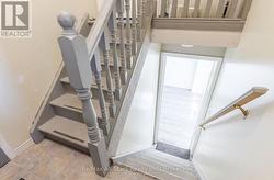Split entrance - 