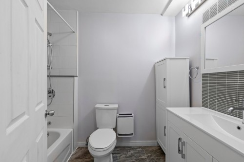 Salle de bains - 410 Rue Du Sommet, L'Île-Perrot, QC 