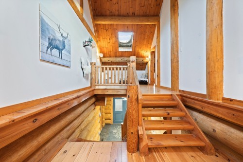 Escalier - 365 Ch. Martin-Prévost, Sainte-Béatrix, QC - Indoor Photo Showing Other Room