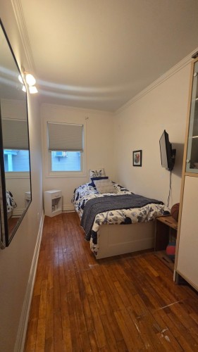 Chambre à coucher - 352 Rue Perreault, Blainville, QC - Indoor Photo Showing Bedroom
