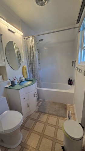 Salle de bains - 352 Rue Perreault, Blainville, QC - Indoor Photo Showing Bathroom