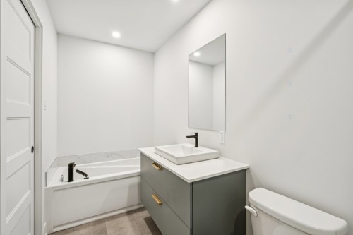 Salle de bains - C-673 Ch. Rhéaume, Saint-Michel, QC 