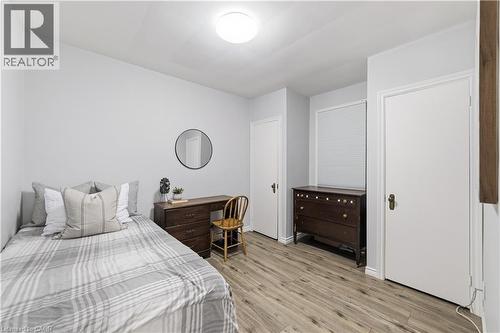 main floor - 197 East 12Th Street, Hamilton, ON 