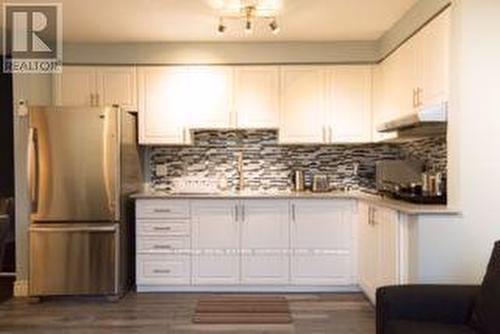 962-974 Danforth Avenue, Toronto, ON 