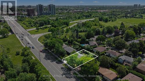 1034 Walkley Road, Ottawa, ON 