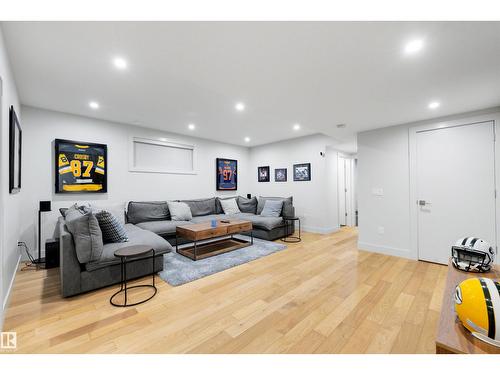 7814 142 St Nw, Edmonton, AB 