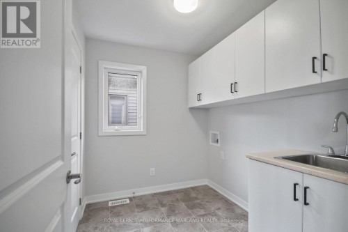 655 Fenwick Way, Ottawa, ON 