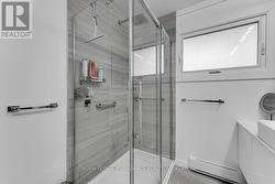 Main bath - 