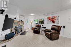Family room - 