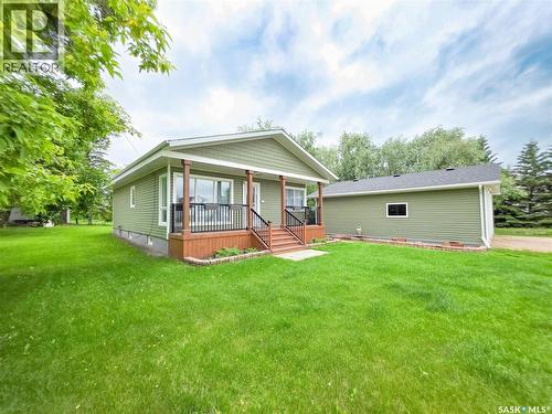 121 1St Avenue Ne, Ituna, SK 