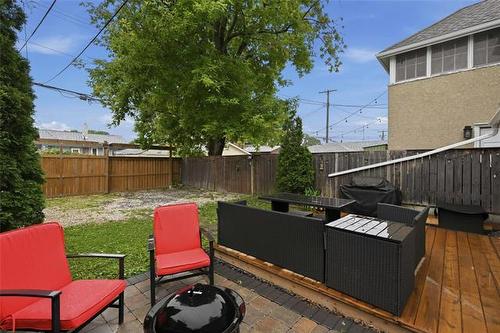 1182 Garfield St, Winnipeg, MB 