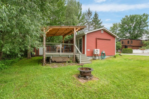 Exterior - 36 Rue Des Érables, Hatley - Municipalité, QC - Outdoor With Deck Patio Veranda