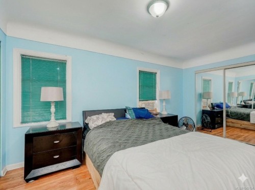 4071 Cedar Hill Rd, Saanich, BC 