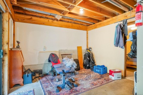 995 Nanaimo River Rd, Nanaimo, BC 