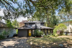 1630 Christmas Ave Saanich, BC V8P 2X2