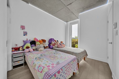 Bedroom - 314-4599 Av. Clanranald, Montréal (Côte-Des-Neiges/Notre-Dame-De-Grâce), QC 