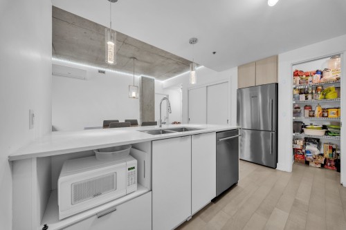 Kitchen - 314-4599 Av. Clanranald, Montréal (Côte-Des-Neiges/Notre-Dame-De-Grâce), QC 