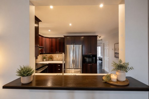 Kitchen - 1564 Boul. Du Millénaire, Saint-Basile-Le-Grand, QC - Indoor Photo Showing Kitchen