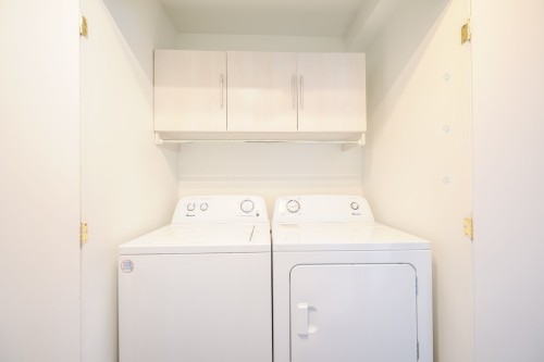 Laundry - 1564 Boul. Du Millénaire, Saint-Basile-Le-Grand, QC - Indoor Photo Showing Laundry Room