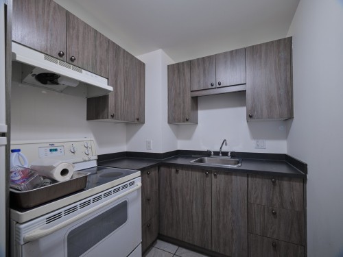 Kitchen - 387  - 393 Rue Des Saules O., Québec (La Cité-Limoilou), QC - Indoor Photo Showing Kitchen
