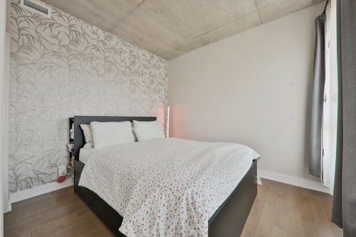 Master Bedroom - 306-7275 Rue D'Abancourt, Montréal (Saint-Léonard), QC - Indoor Photo Showing Bedroom